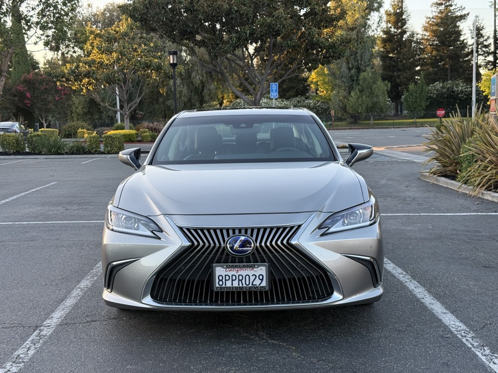 lexus es hybrid 2020 58AD21B15LU008961 image lexus es hybrid 2020 58AD21B15LU008961 image